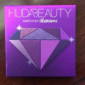 Huda Beauty Amethyst Obsessions Pallete